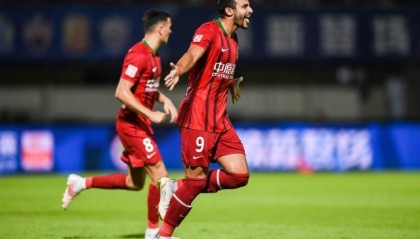 乐鱼体育下载-【中超】艾克森破门多拉多点射 广州队1比1河南