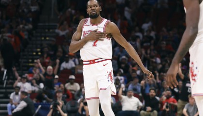 乐鱼体育下载-杜兰特谈7连胜：不能自满 一旦季后赛开始我们将只专注于对手