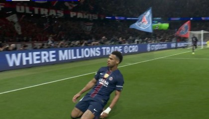 乐鱼体育平台-7球追平姆巴佩，杜埃是21岁前欧冠淘汰赛进球并列最多的球员